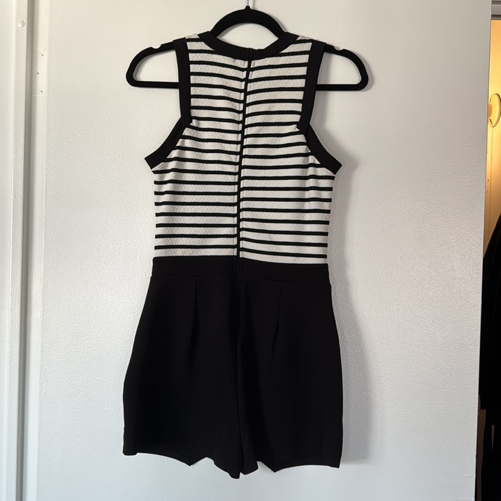 Dry Good Romper - Picture 3 of 3